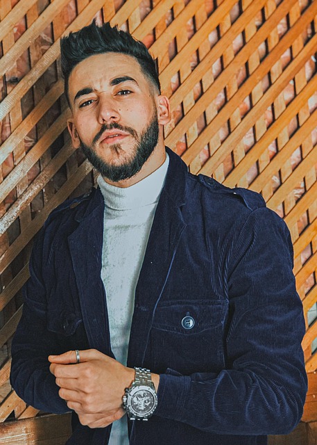 viso perfetto uomo proporzioni